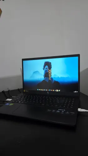 Notebook I7 13th 32GB RAM DD5 RTX 4050 512GB SSD NVME