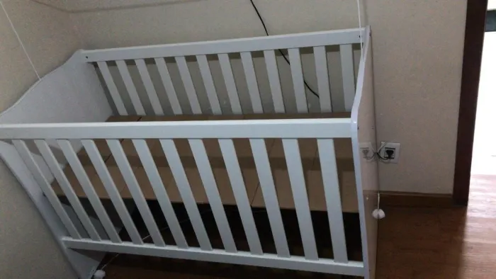 BERÇO COM COLCHÃO