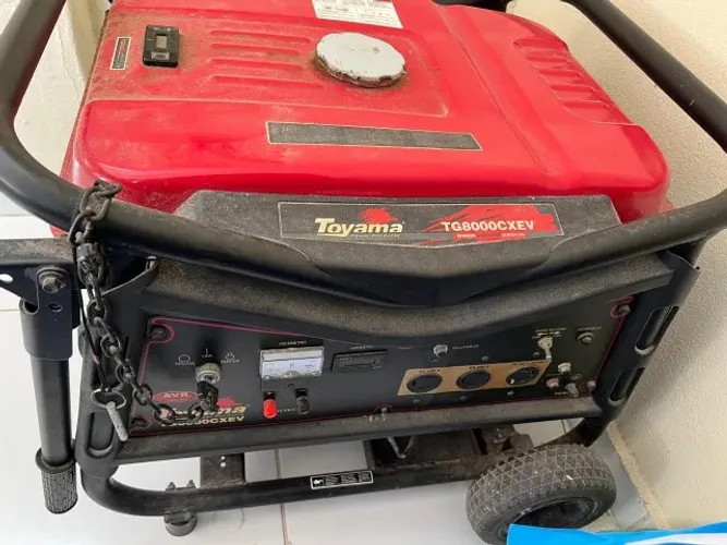 Gerador de energia 8 KVA Toyama - Gasolina