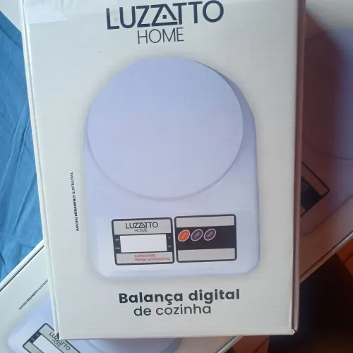 Vende-se balança para cozinha mas informação *
