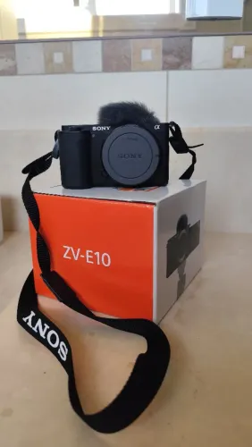Sony ZVE10 1 (só corpo)