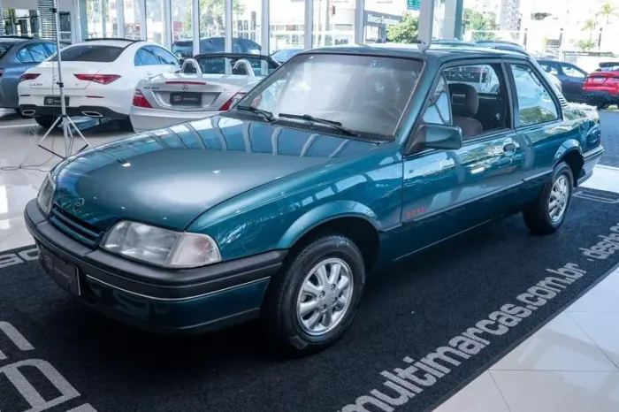 Chevrolet Monza GL 2.0 Efi/sl/l/650/club/barc.2e4p (álcool) 1994