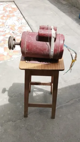  Motor Elétrico 1/5 CV 110V - Usado