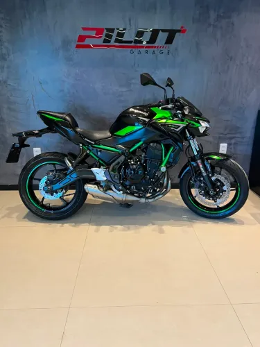 KAWASAKI Z650 Ano 2022