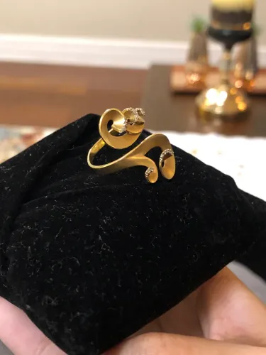 Anel em Ouro Amarelo 18K e Diamantes