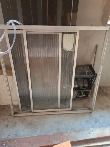 JANELA 1M X 1M DE VIDRO