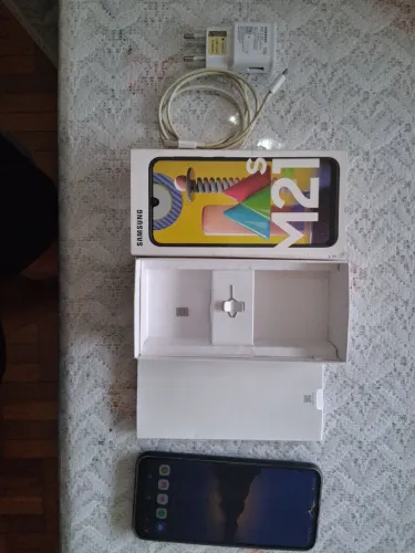 Celular Samsung M 21s