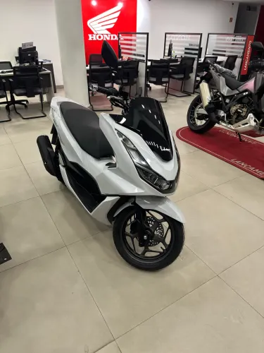 HONDA PCX 160 CBS 26/26 EMPLACADA 0KM!