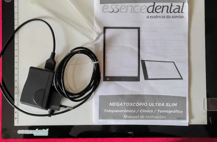 Negatoscópio Ultra Slim