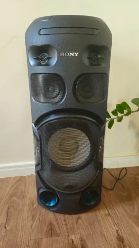 VENDO CAIXA DE SOM SONY - R$ 1.200,00