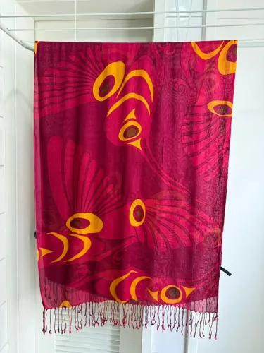 lenço de viscose, Native Northwest scarf