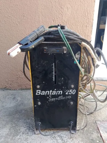 Máquina de solda profissional vendo ou troco 