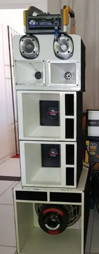 Vende-se Som automotivo