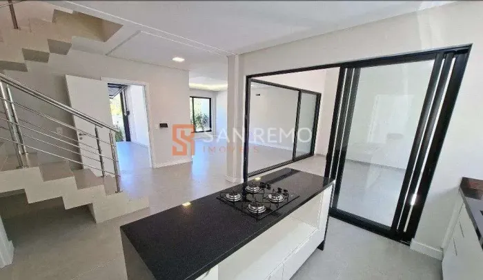 João Paulo | Casa 3 quartos, sendo 3 suites