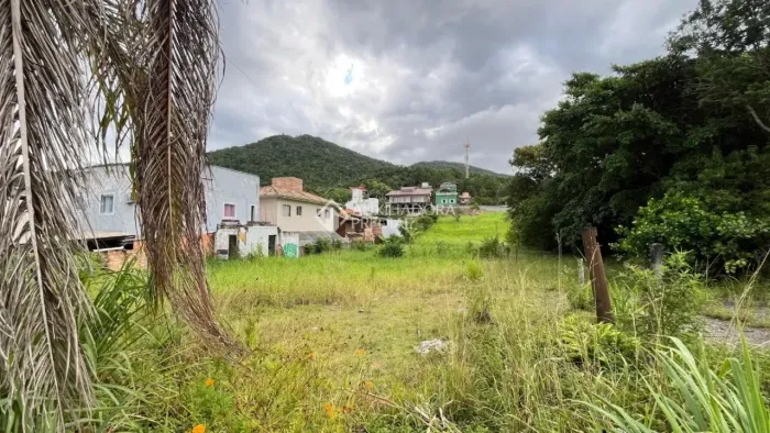 Seu sonho começa aqui! Terreno Rio Tavares