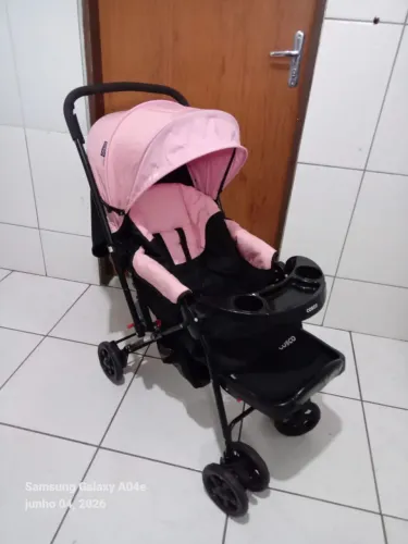 Carrinho de bebe Cosco novinho 