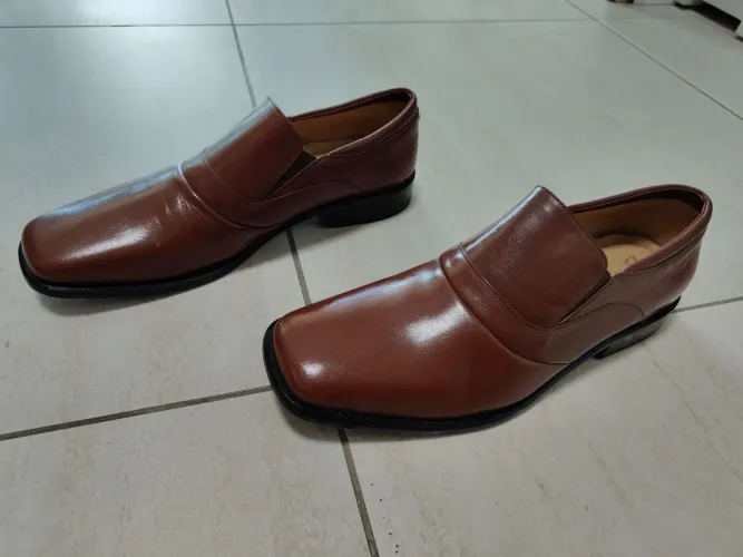 Sapato Social em Couro (Pelica Light) Jacometti - Marrom - Tam. 44