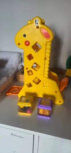 Girafa musical com blocos Fisher Price 