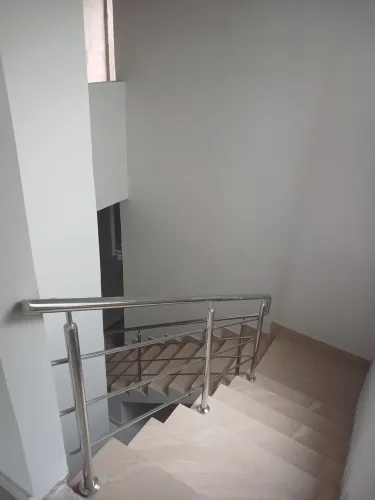 Ilha Inox : *