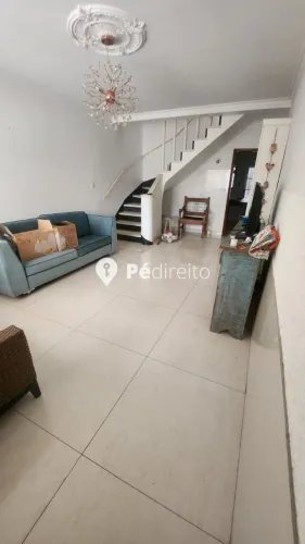 Sobrado em Vila Fechada 95 m² à Venda no Carrão