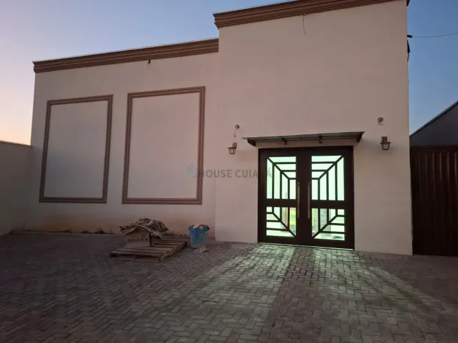 ALUGO!!! Um imóvel comercial de 216 M² de área construída com excelente localiza