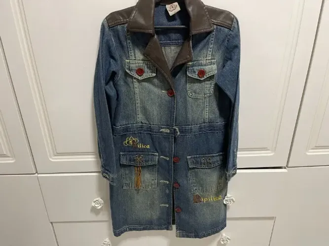 Sobretudo Lilica Ripilica tamanho 8 + veste +
