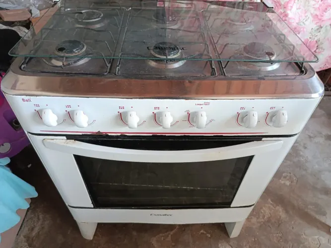 Vende-se fogão