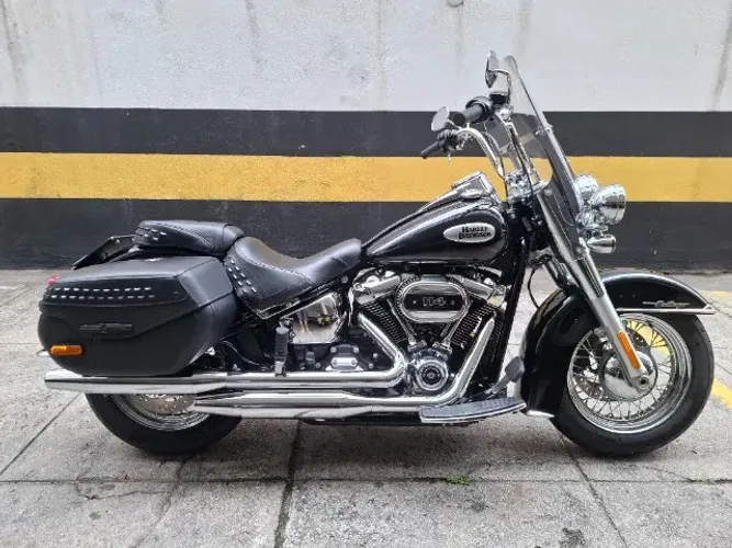 Heritage 2024 com 8.000Km impecável