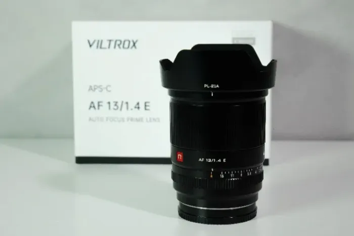Lente Viltrox 13mm 1.4 Sony E-mount Aps-c