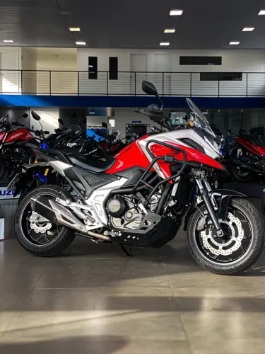 Honda NC 750X 2023