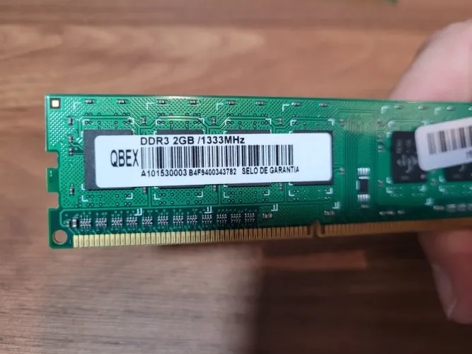 Memória Ram Qbex 2 pente de 2 gigas DDR3 (Totalizando 4 gigas)
