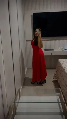 vestido vermelho em linho