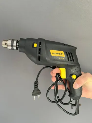 Furadeira Hammer 220V 