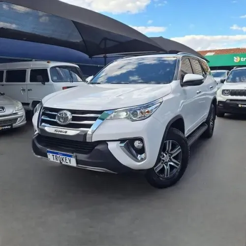 Toyota Hilux SW4 SRV 4X2 2.7 Flex 16V Aut. 2020