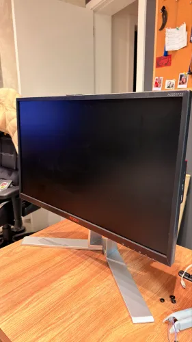 Monitor Gamer Agon 24,5'' 240hz Preto/vermelho
