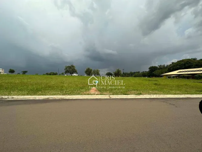 Terreno à venda no Condomínio Jardins do Golf - Indaiatuba/SP