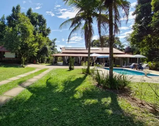 Estância Canto Belo | 12.000 m² | 5 Qtos | Riacho | Piscina | Energia Solar | 1h10 do RJ