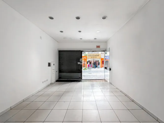 Loja com 36 m² para alugar no Centro de Curitiba