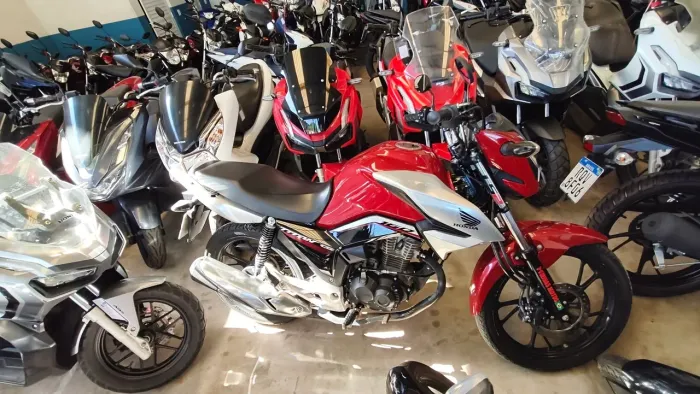 HONDA CG TITAN 160 VERMELHA 2024 Shalon veículos Cariacica
