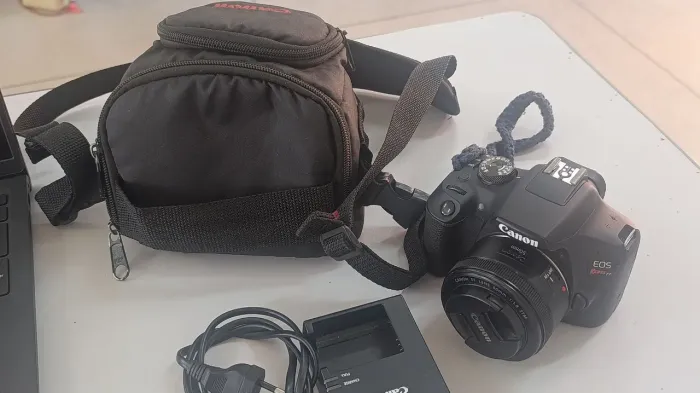 Cânon T7  troco em Sony a6300 +