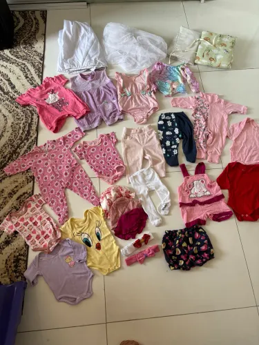 Pack roupinhas de bebê menina 