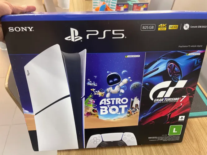 PS5 825 Gb  