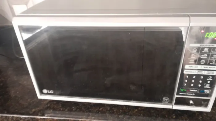 Micro-ondas LG 28 litros 