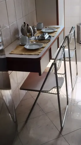Mesa de Cozinha Madeira Seminova
