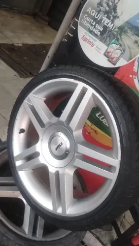 Rodas aro 17, faço troca em aro 15 ou 17 
