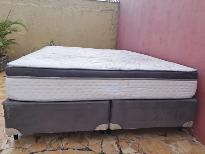 Cama Queen