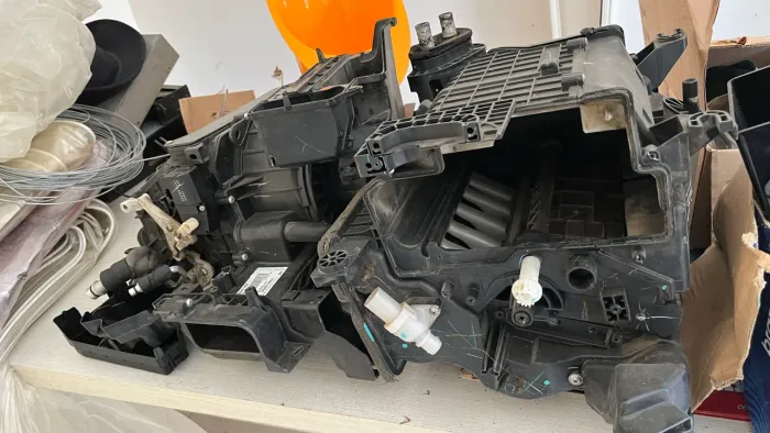 Caixa de ventilação de ar condicionado L200/Triton 2015