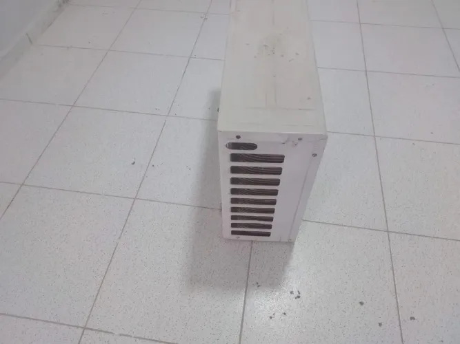 Vendo ar condicionado LG 1800 Btus -usada funcionando perfeitamente 