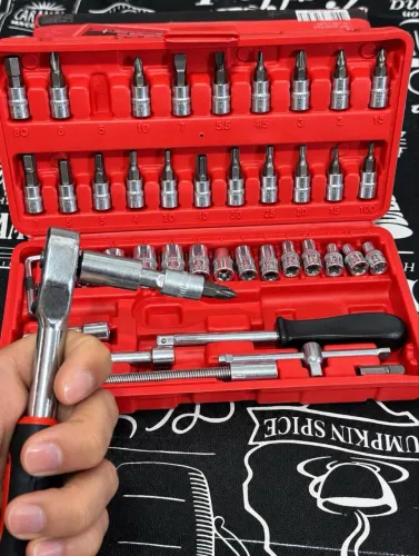 Kit De Ferramenta 46 Peças Com Soquetes, Bits e Catraca - Novo
