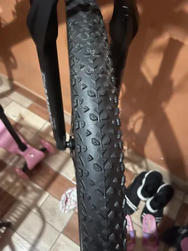 Par de Pneus continental race king 2.2